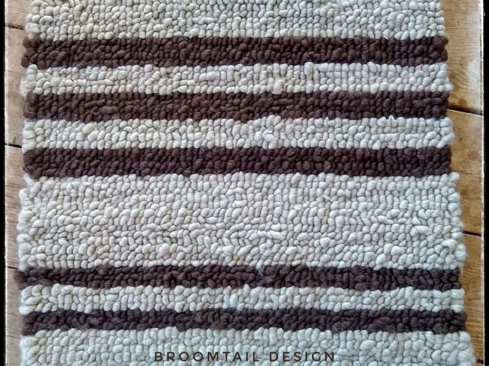 Pulled Wool Saddle Pads Broomtail Design