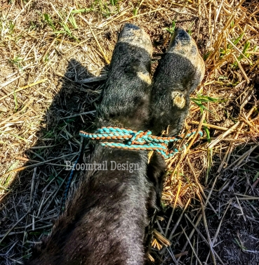 Personal tie string being used