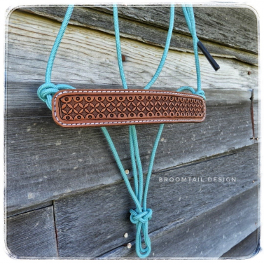 Leather nosed rope halter
